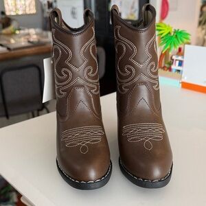 Toddler Size 10. Brown Western Cowboy Boots